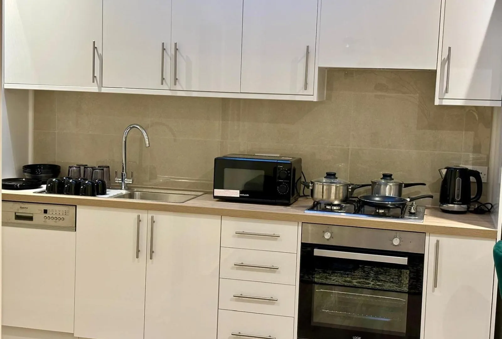 Dbn One Apartment London